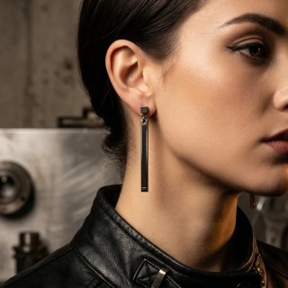 Jewellery (Fashion) Colleen Poitras