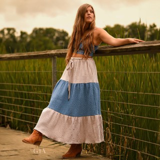 Clothing & Seasonal Fashion The Care Package